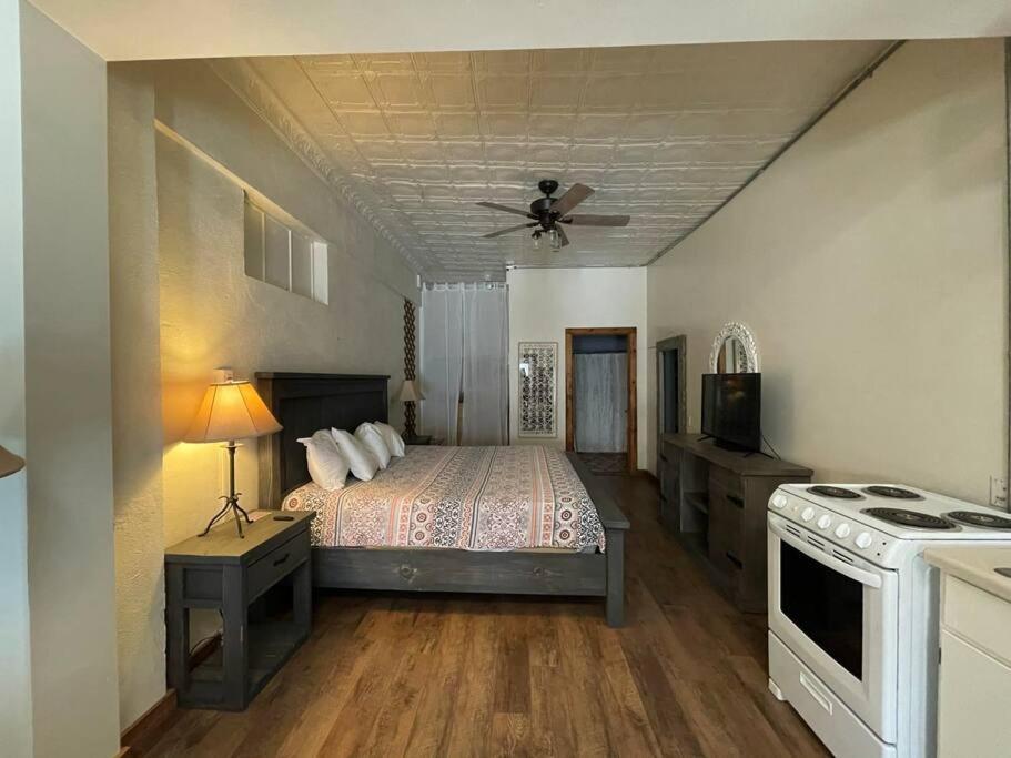 Loft 4 - 1 Of 5 Downtown Apartman Alpine Kültér fotó